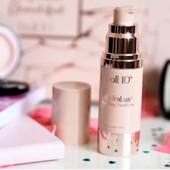 NEW Doll 10 HydraLuxe Smoothing Foundation 1 Fl Oz - Shade Medium Set of 2 - Picture 10 of 10